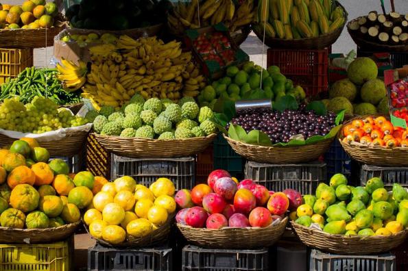 بزرگترین عمده فروش میوه های استوایی در ایران